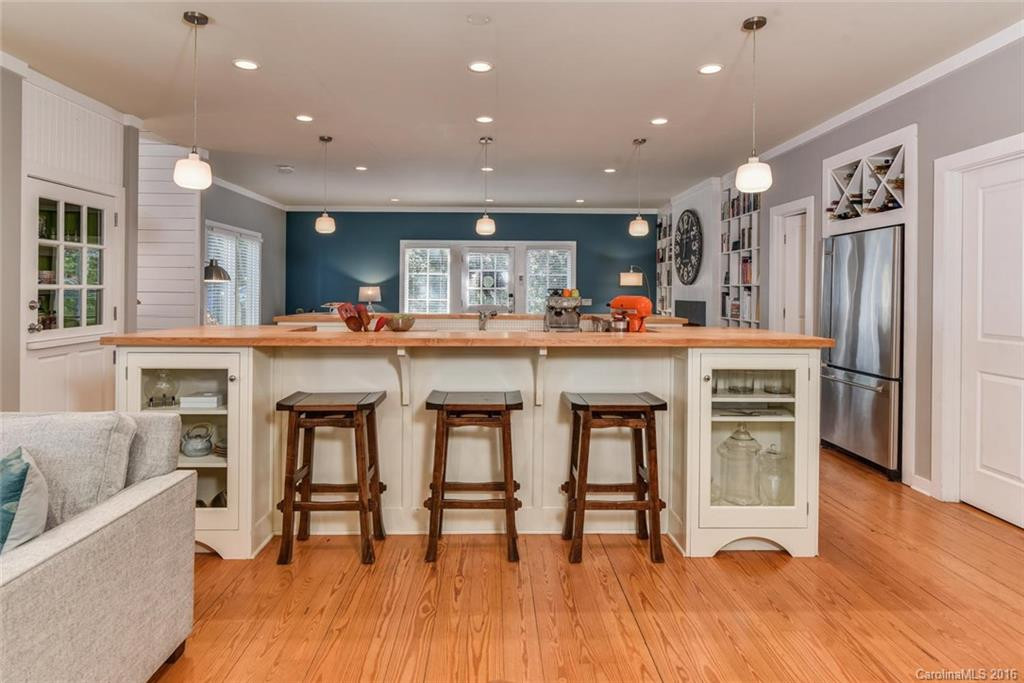 220 Westover Drive - Photo 7