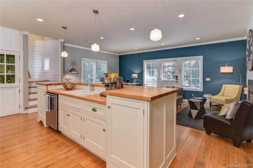 220 Westover Drive - Photo 8