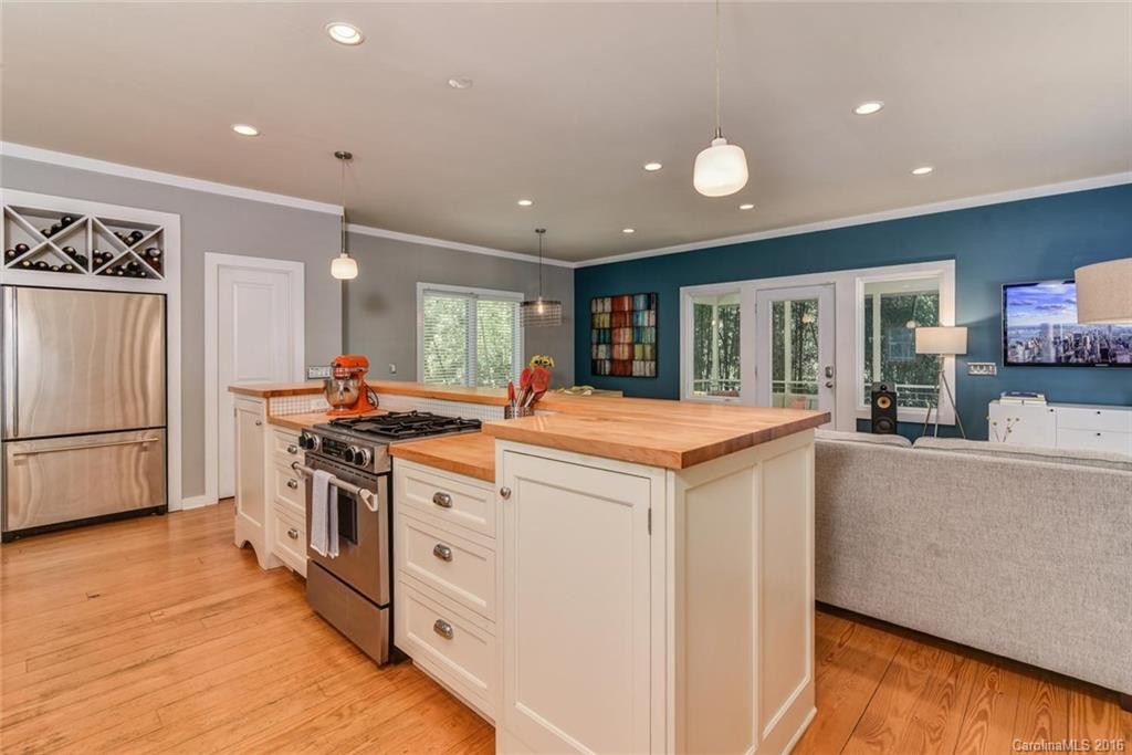 220 Westover Drive - Photo 9