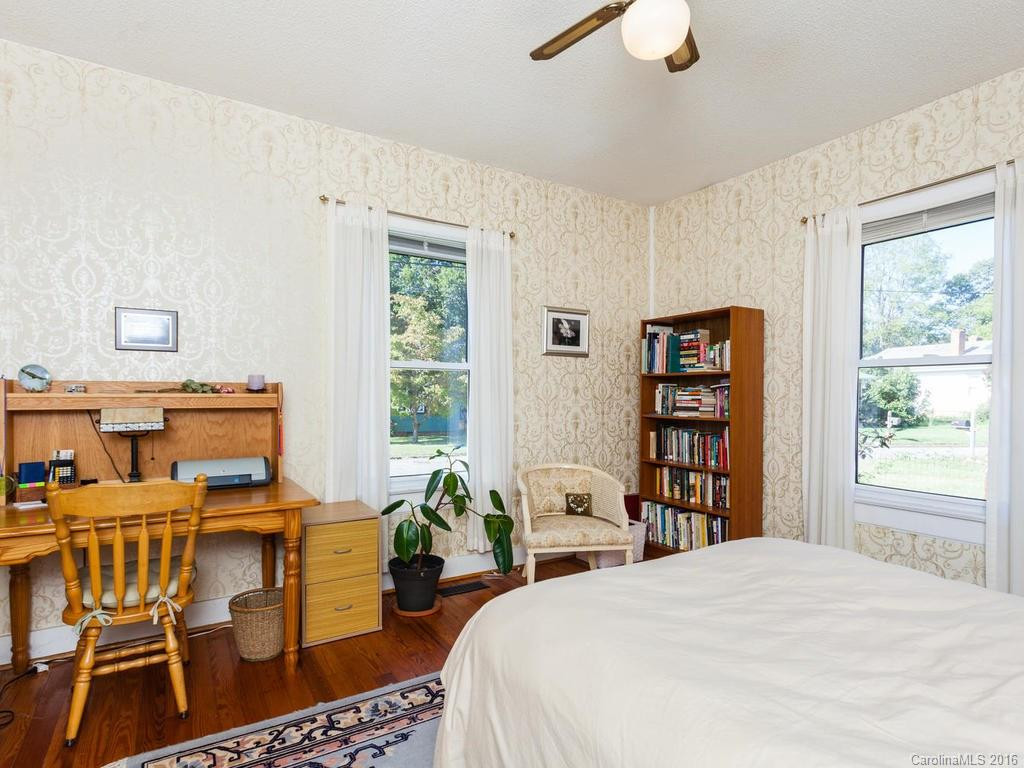 139 Edwards Avenue - Photo 14