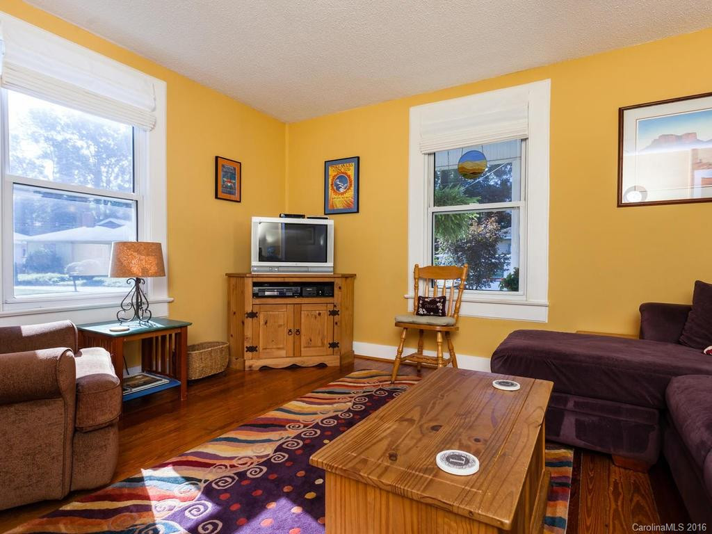 139 Edwards Avenue - Photo 6