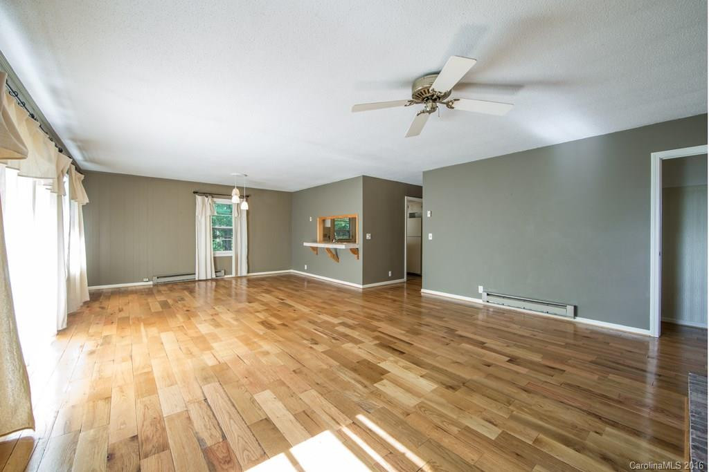 109 Whispering Creek Lane - Photo 11