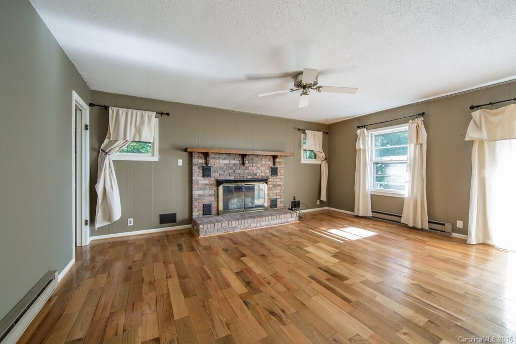 109 Whispering Creek Lane - Photo 12