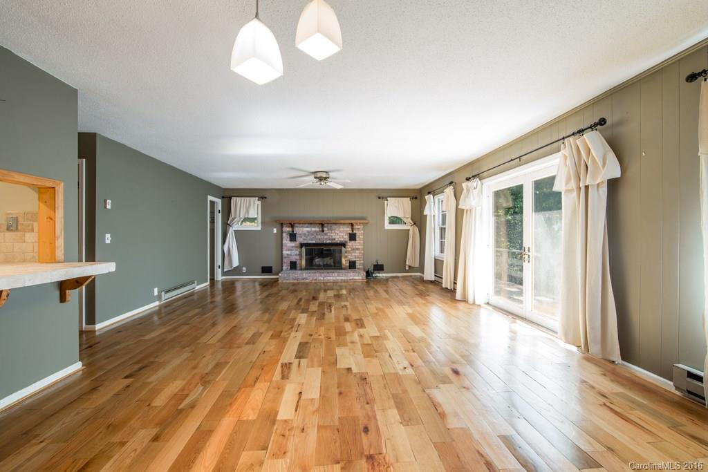 109 Whispering Creek Lane - Photo 9