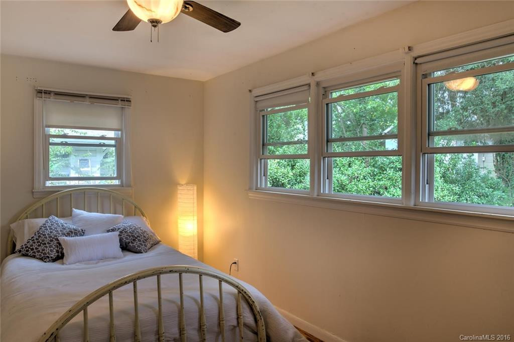 34 Vermont Avenue - Photo 13