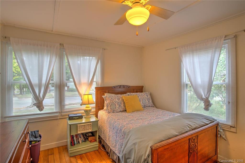 34 Vermont Avenue - Photo 6