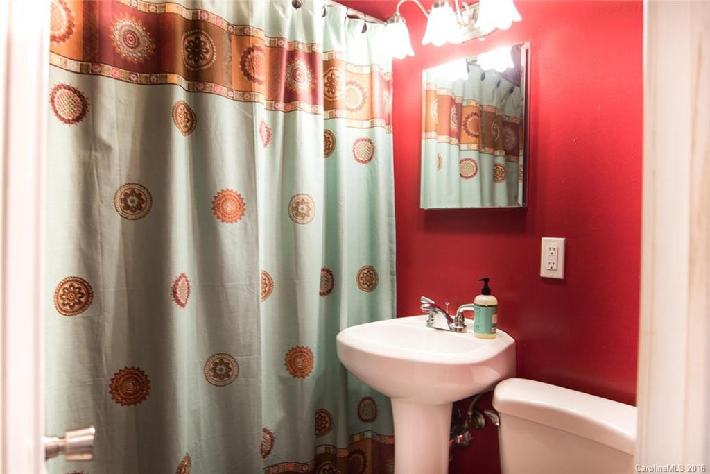 34 Vermont Avenue - Photo 9