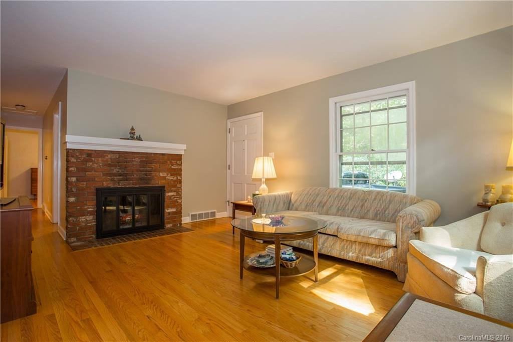 125 Old Bee Tree Road - Photo 5