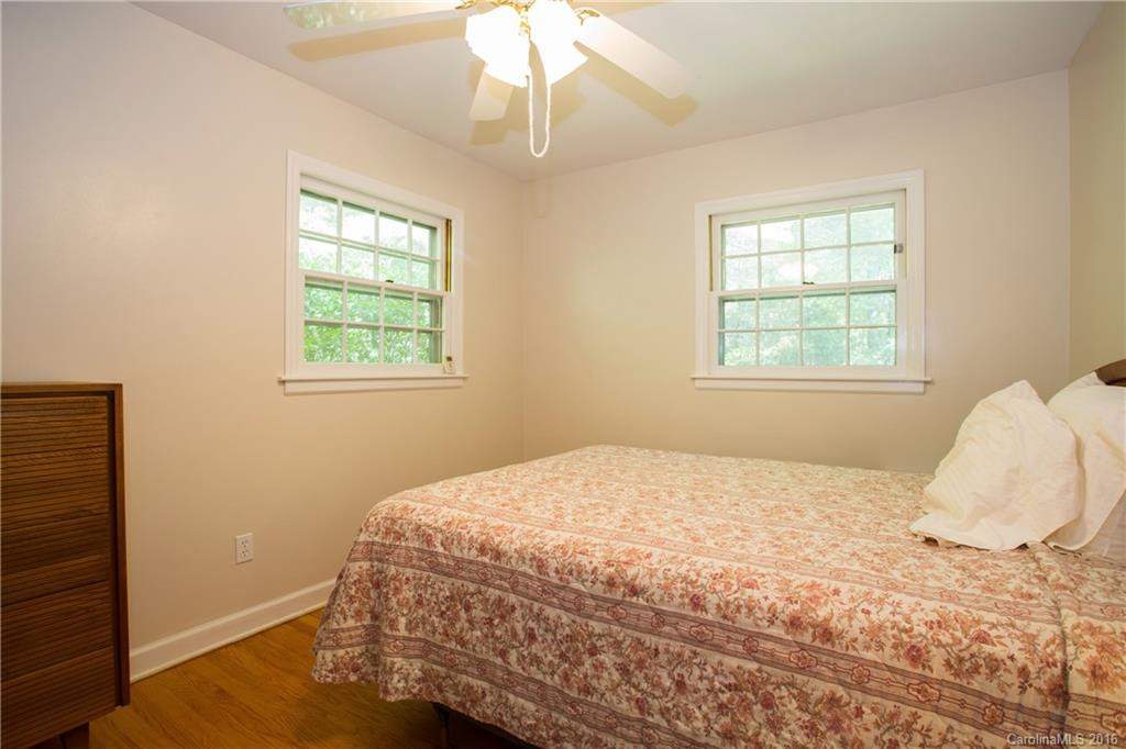 125 Old Bee Tree Road - Photo 9