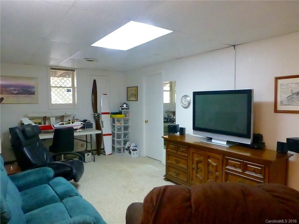 159 Skyline Drive - Photo 17