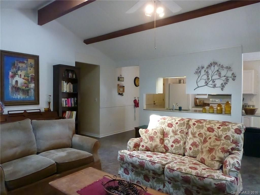 159 Skyline Drive - Photo 3