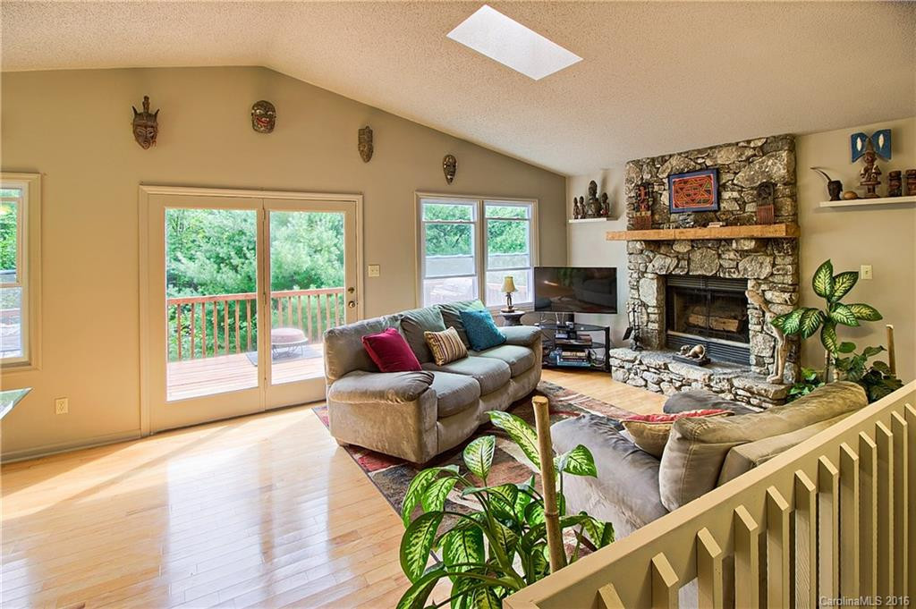 257 Arrowhead Trail - Photo 4