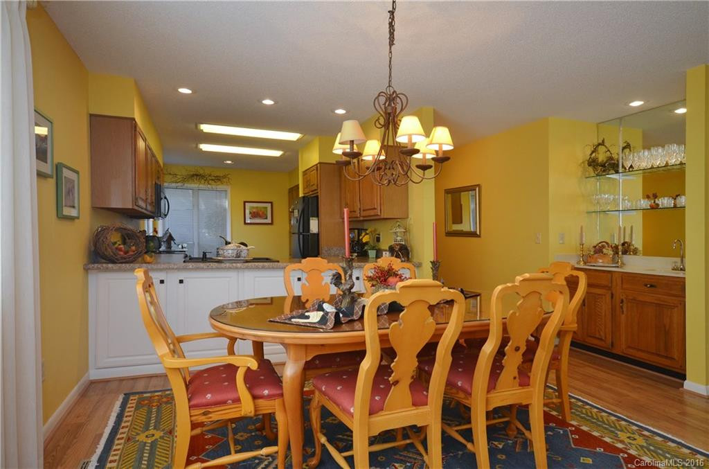 87 Willow Road #D-8 - Photo 10