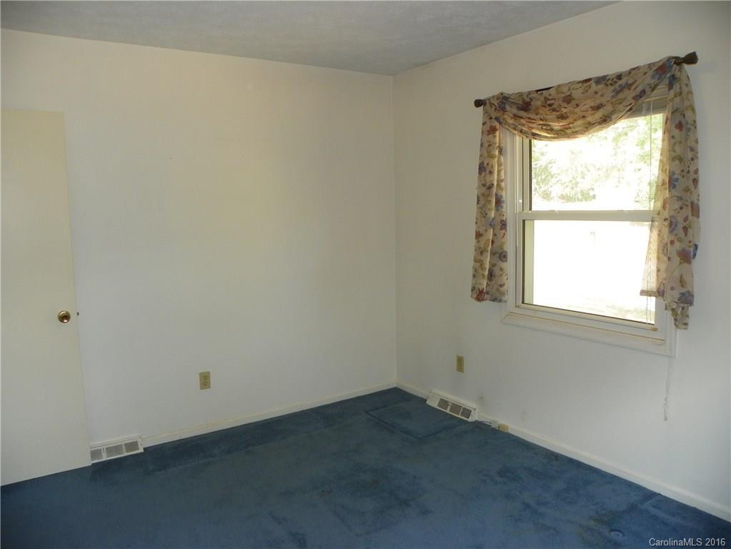 9 Lancelot Lane - Photo 14