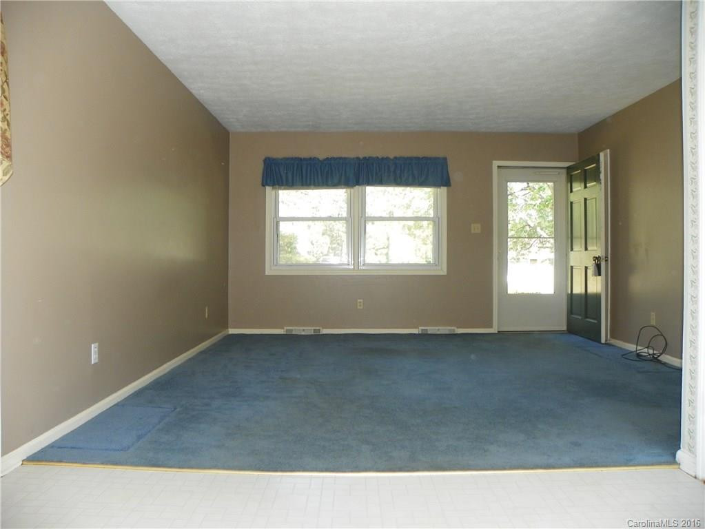 9 Lancelot Lane - Photo 4