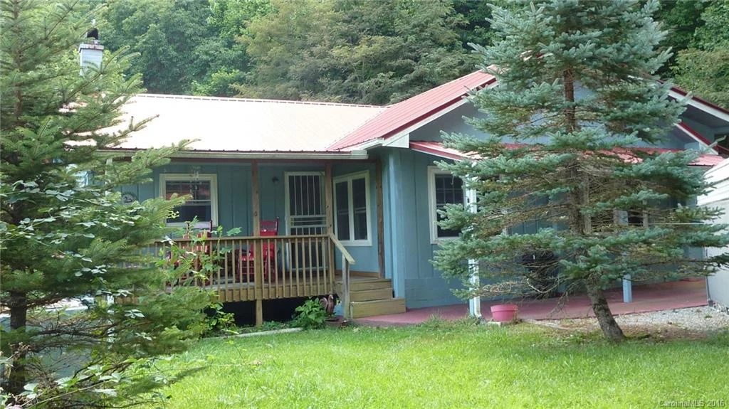 7 Dogwood Lane