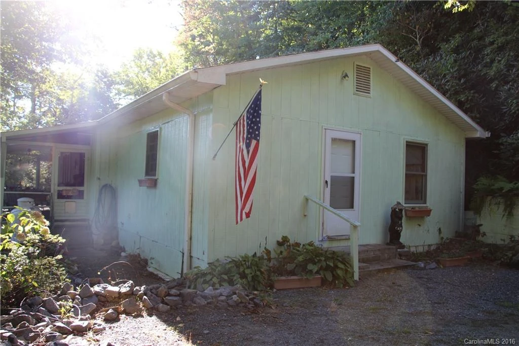 11 Canopy Lane