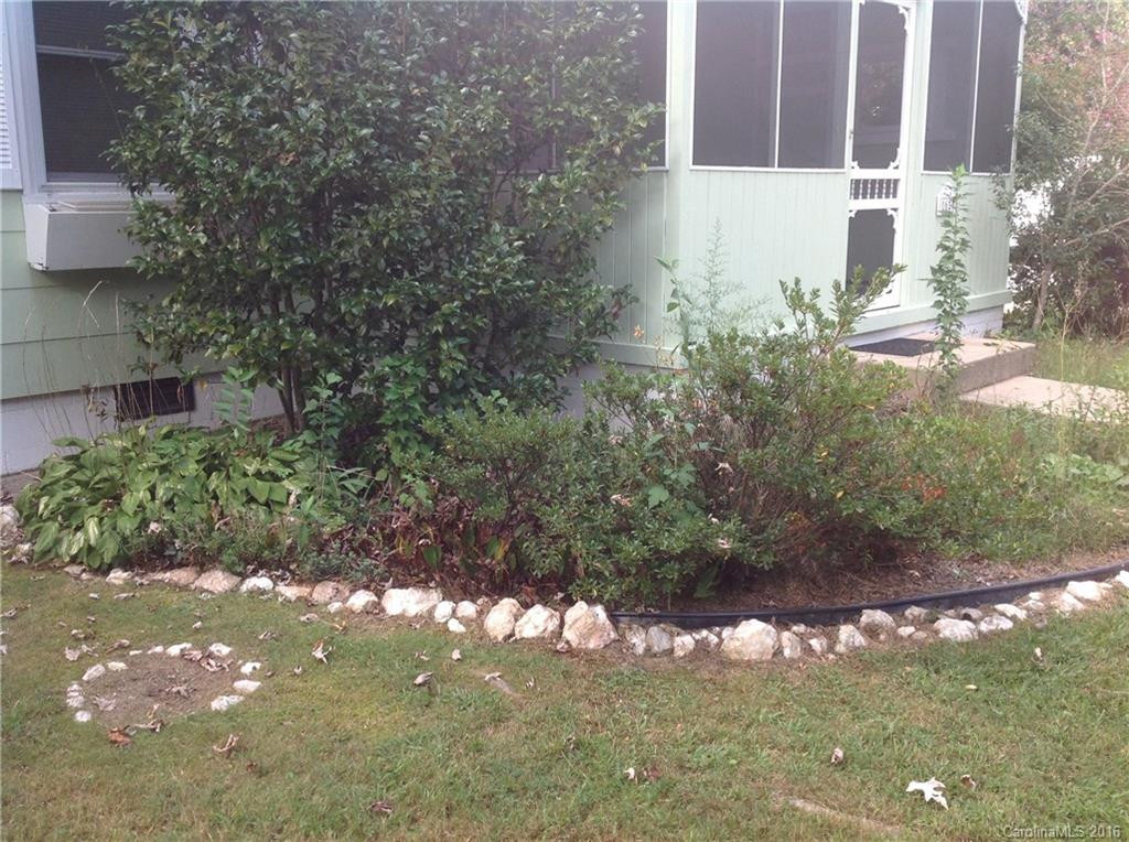 1625 Orleans Avenue - Photo 2