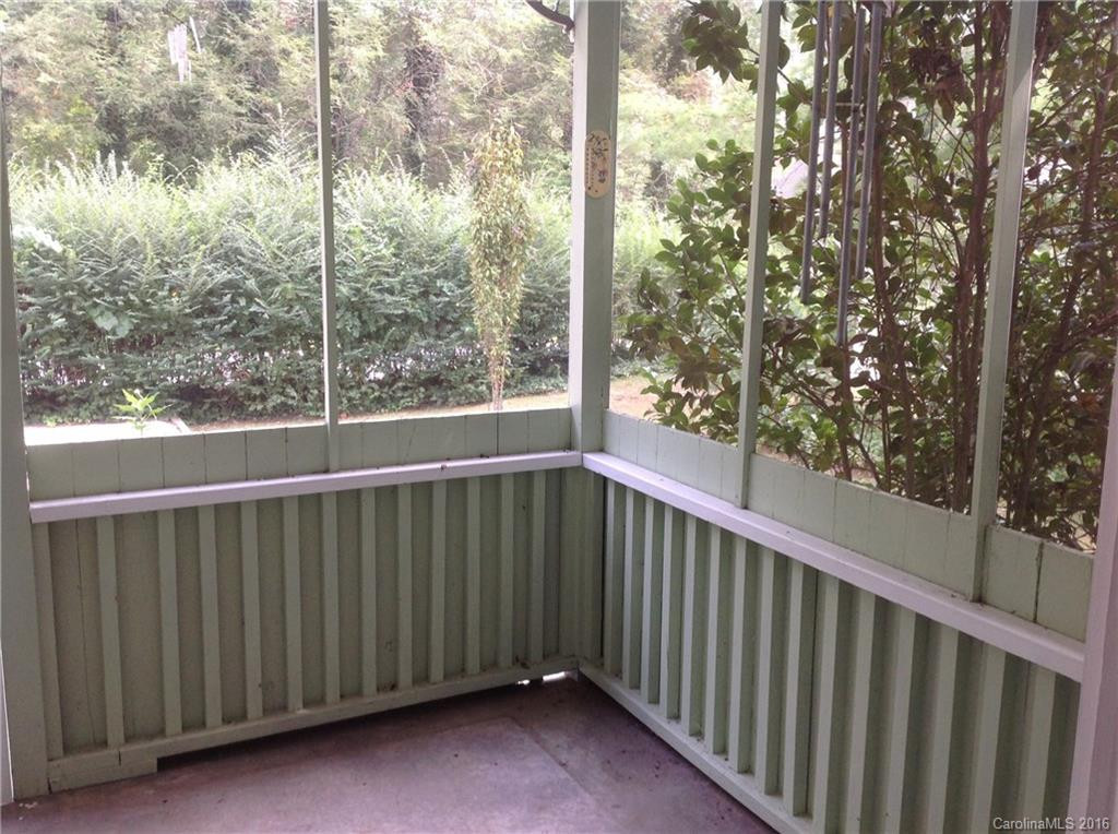 1625 Orleans Avenue - Photo 3