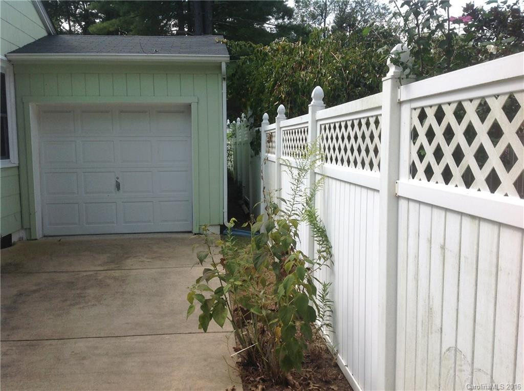 1625 Orleans Avenue - Photo 4