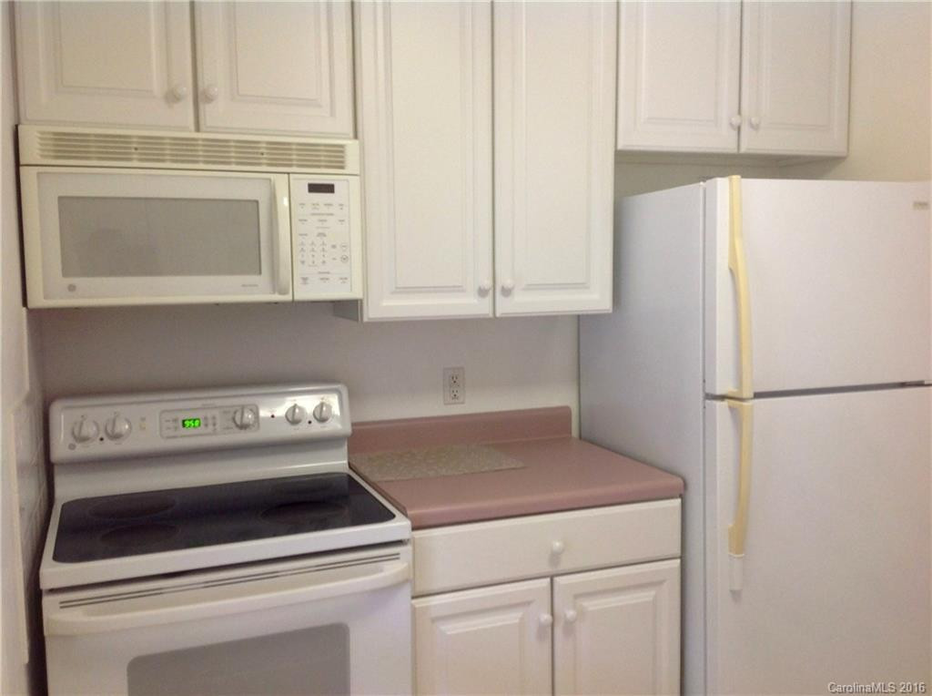 1625 Orleans Avenue - Photo 9