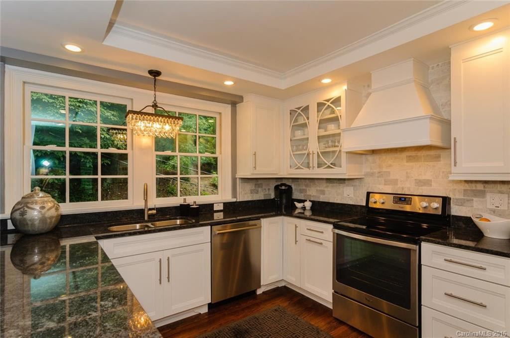 185 Macon Avenue #B6 - Photo 9