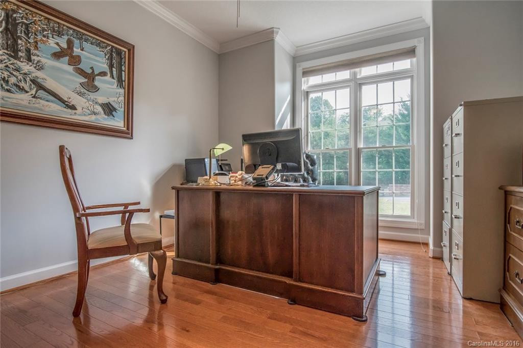 41 Tudor Lane - Photo 12