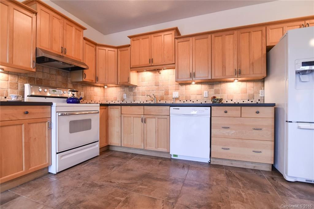 41 Tudor Lane - Photo 17
