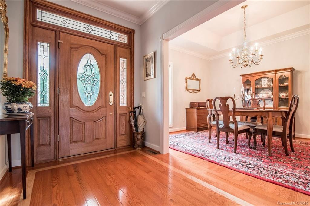 41 Tudor Lane - Photo 4