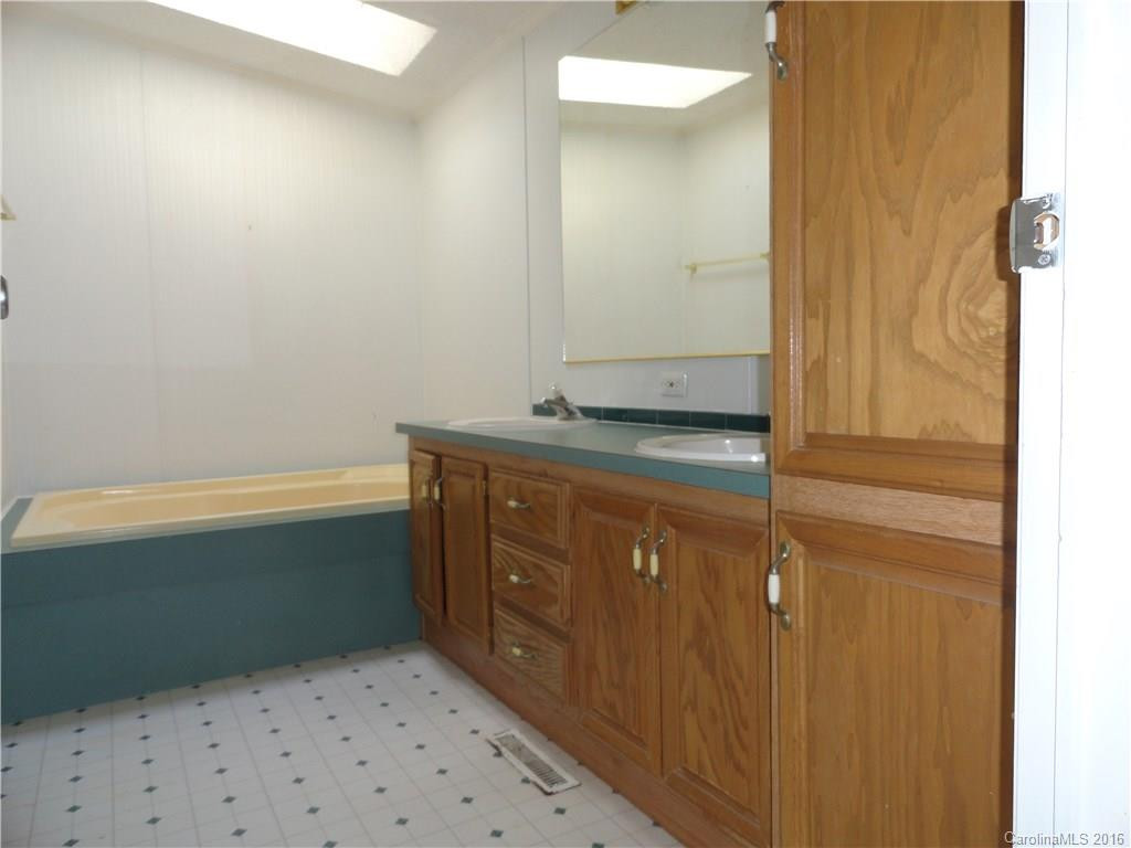 115 Little Hungry Road - Photo 12