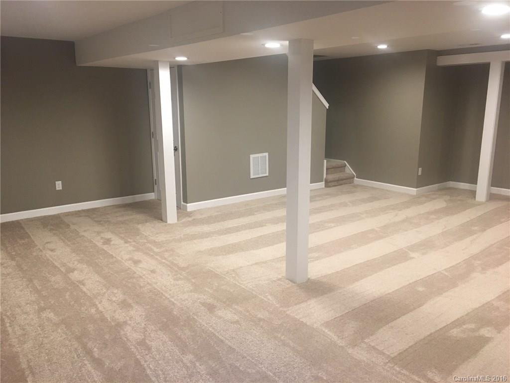 173 Surry Lane - Photo 14