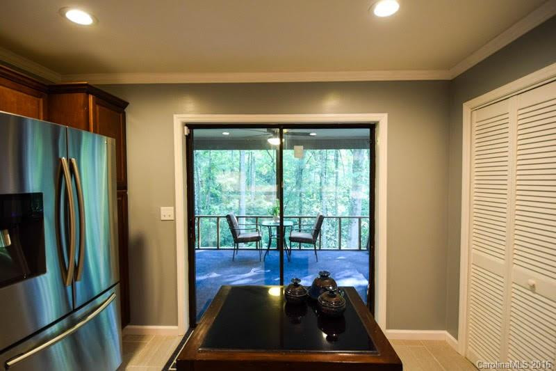 173 Surry Lane - Photo 9