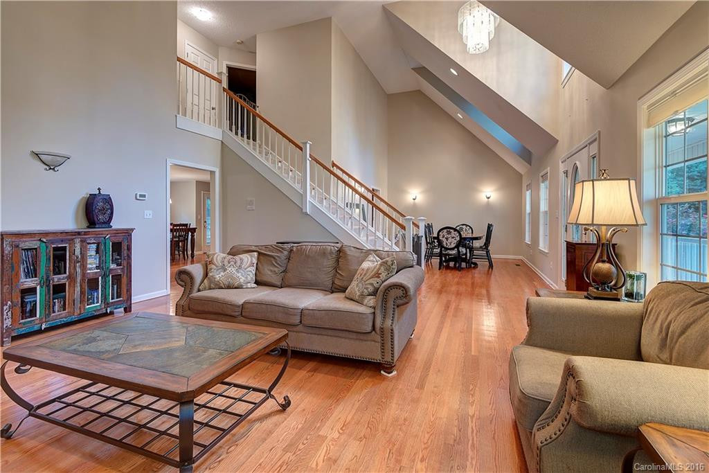 117 Sunny Ridge Drive - Photo 4