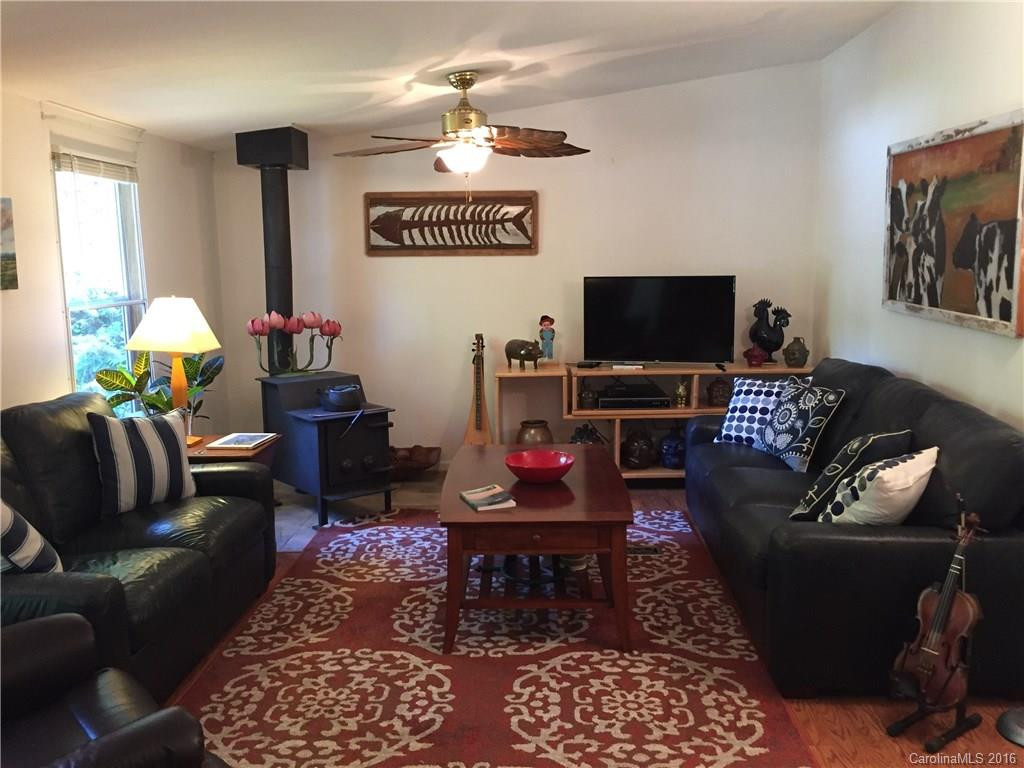 4527 Bethlehem Road - Photo 5