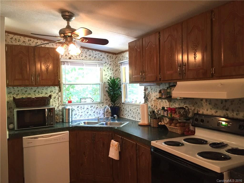 4527 Bethlehem Road - Photo 8