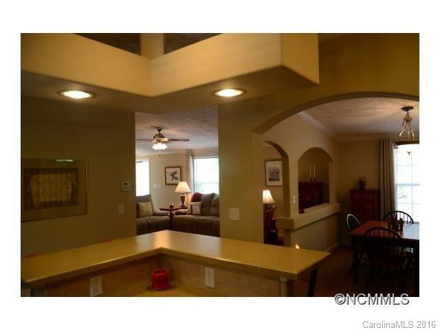 611 Meadowview Drive #10 - Photo 14