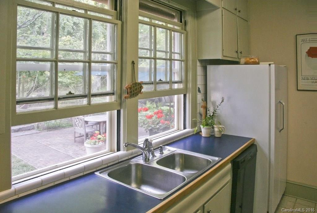 117 Furman Avenue - Photo 6