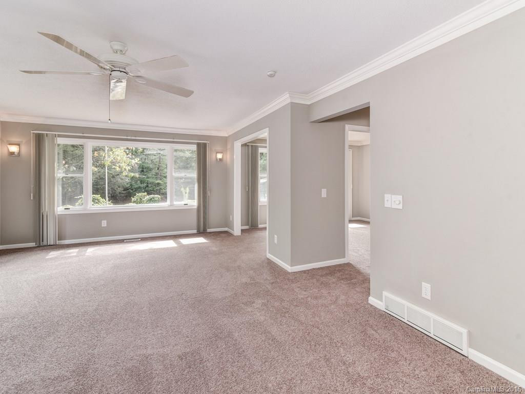 107 Nob Hill Road - Photo 5