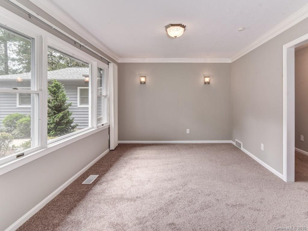107 Nob Hill Road - Photo 6