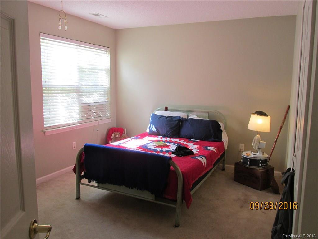 132 Clear Creekside Drive - Photo 17