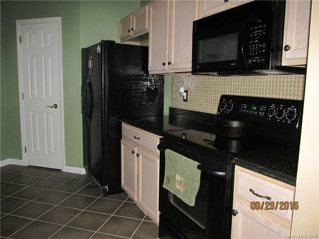 132 Clear Creekside Drive - Photo 4