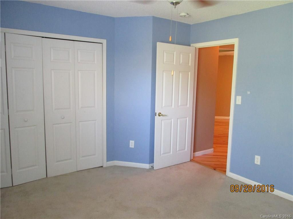132 Clear Creekside Drive - Photo 10