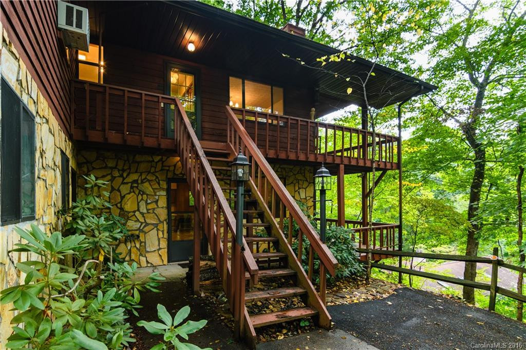52 Mountain Crest Drive - Photo 2