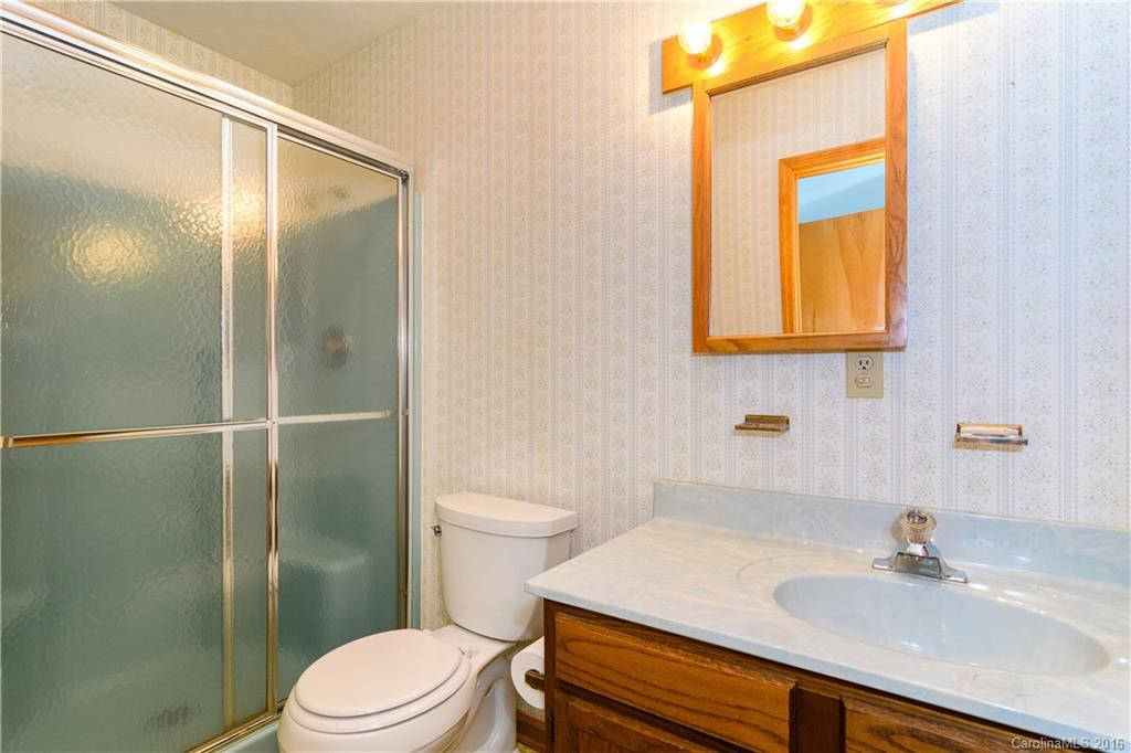 52 Mountain Crest Drive - Photo 12