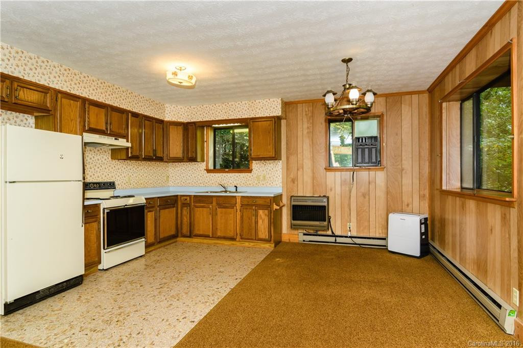 52 Mountain Crest Drive - Photo 17