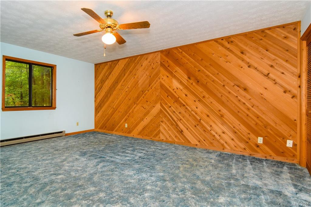 52 Mountain Crest Drive - Photo 10