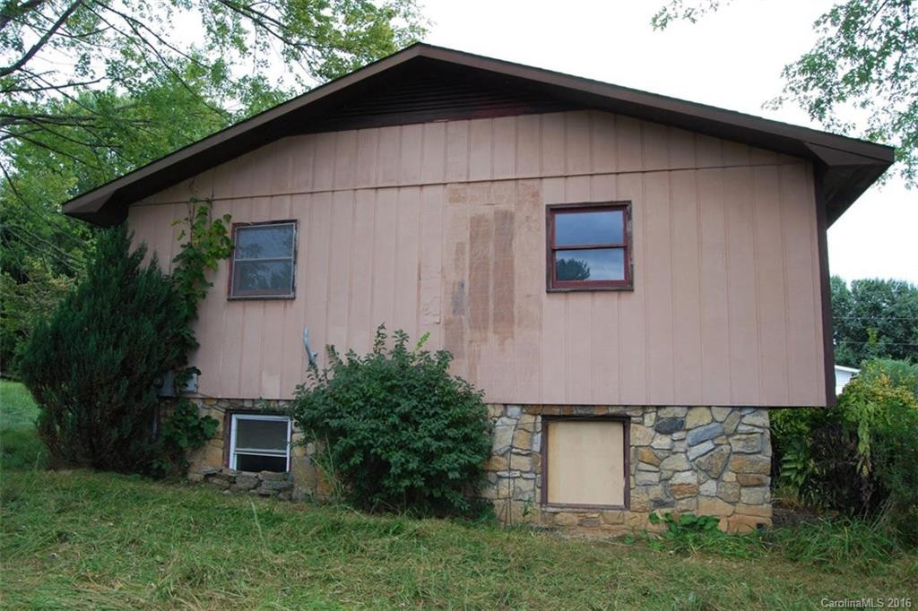765 Saint Paul Road - Photo 2