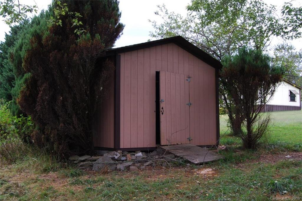 765 Saint Paul Road - Photo 3