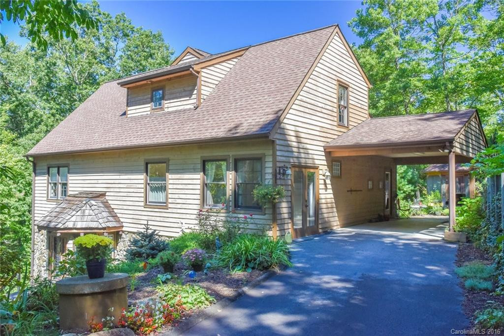 221 Holland Drive