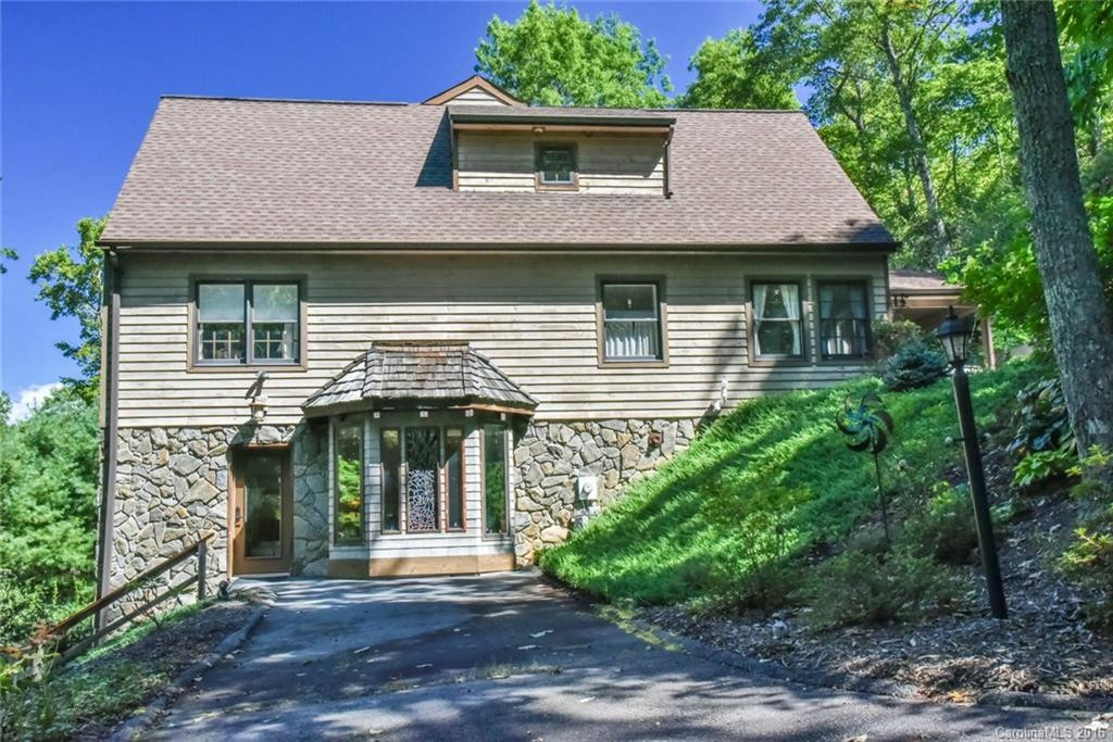 221 Holland Drive - Photo 2